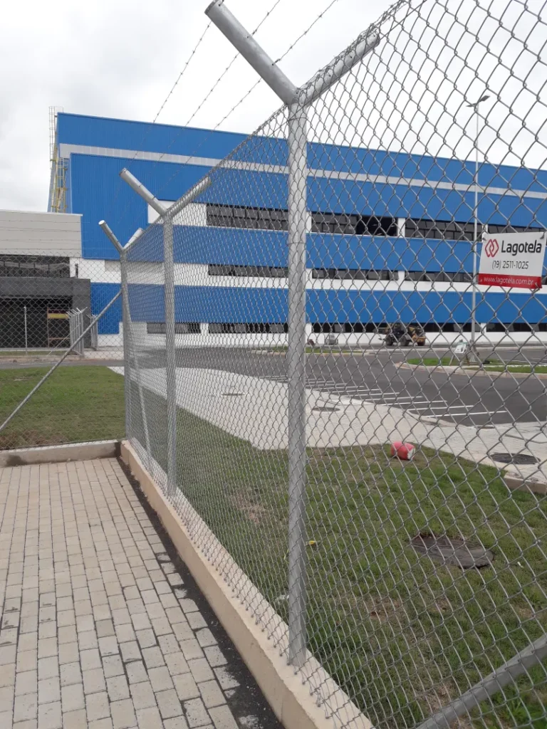 GRADE DE PROTEÇÃO GALVANIZADA