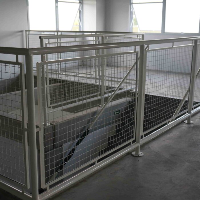 Guarda Corpo - Galpão Logístico 30-min